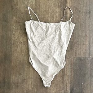 SKIMS - FITS EVERYBODY CAMI BODYSUIT - SIZE L